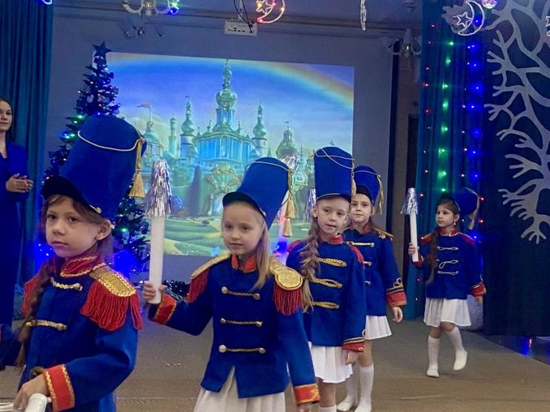 Волшебство новогодних праздников в детском саду